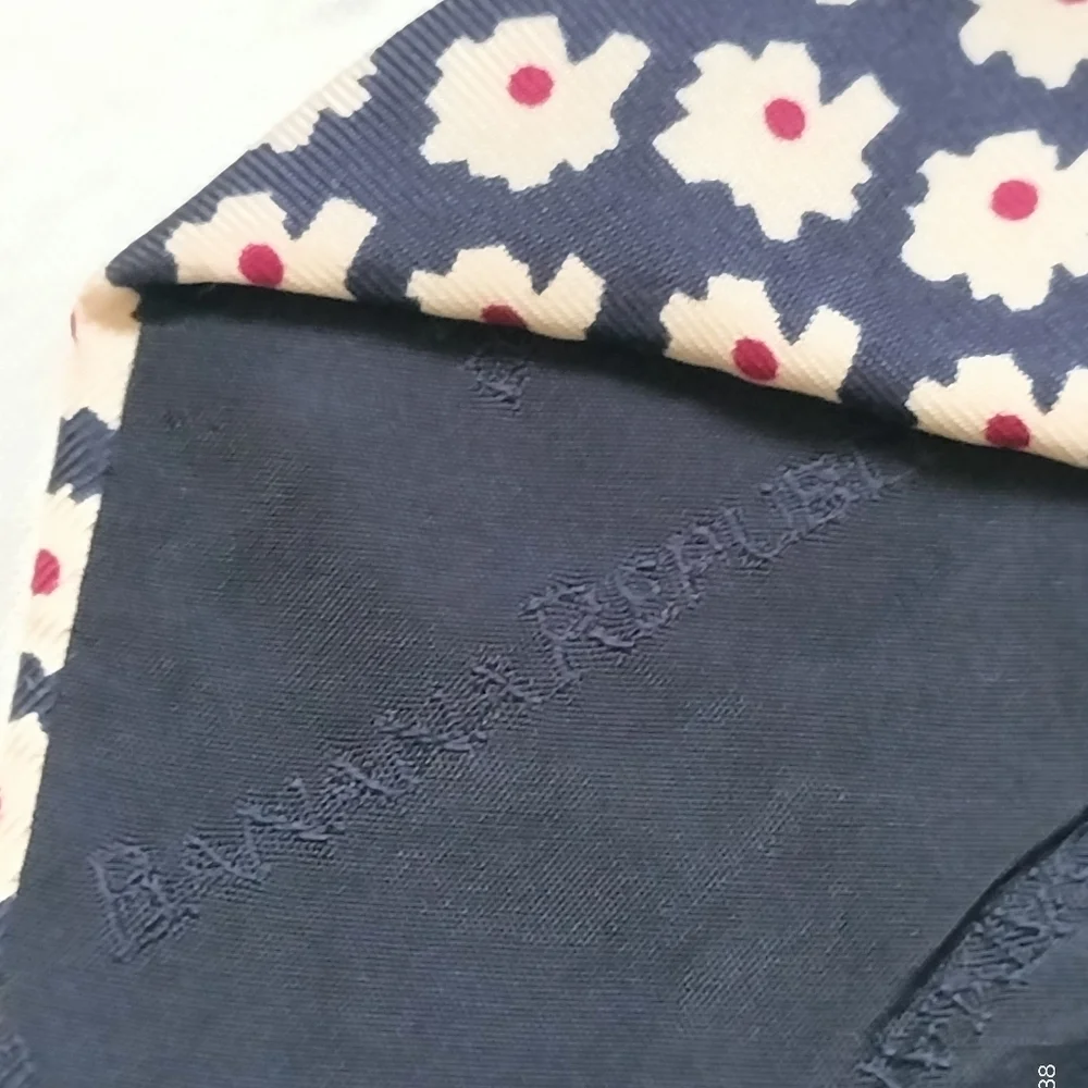 Banana Republic Navy Floral Abstract Men's Silk Tie Made in Italy Formal Classic